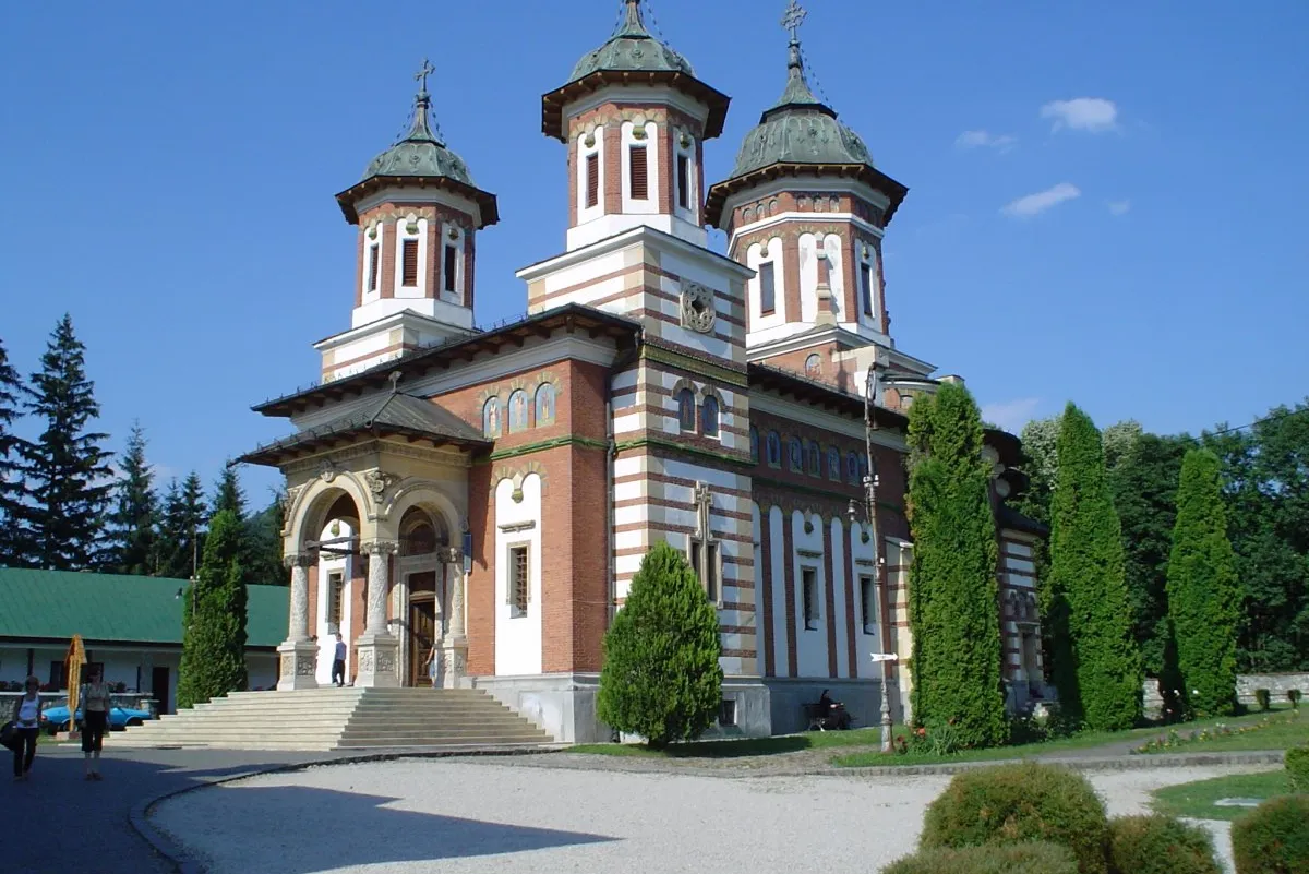 Страната на Дракула (от София и Велико Търново), снимка 4 от 12