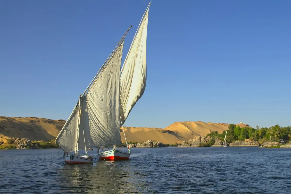 Коледа в ЕГИПЕТ – Съкровищата на ДРЕВЕН ЕГИПЕТ – КАЙРО, ЛУКСОР, ХУРГАДА и оазис ФАЮМ с вътрешен полет!, снимка 2 от 12
