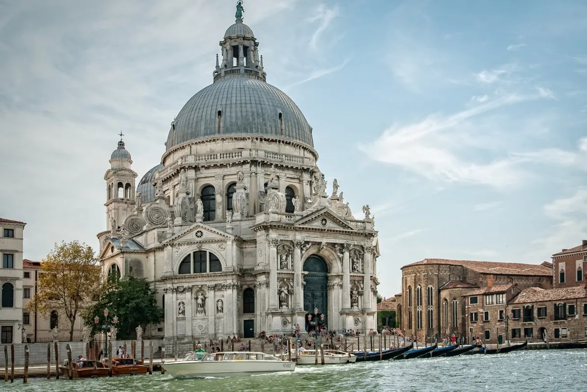 Екскурзия в ИТАЛИЯ – Венеция, Верона и Падуа – величието на Адриатика – с полет до Бергамо!, снимка 6 от 12