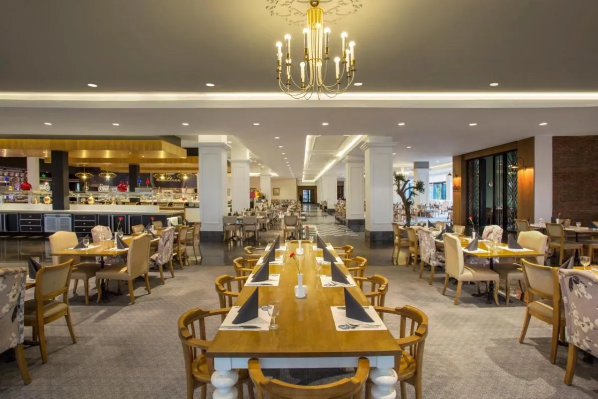 Нова Година в Анталия с 5 нощувки – полет от София – хотел "IC Santai Family Resort 5*" – All Inclusive, снимка 3 от 3